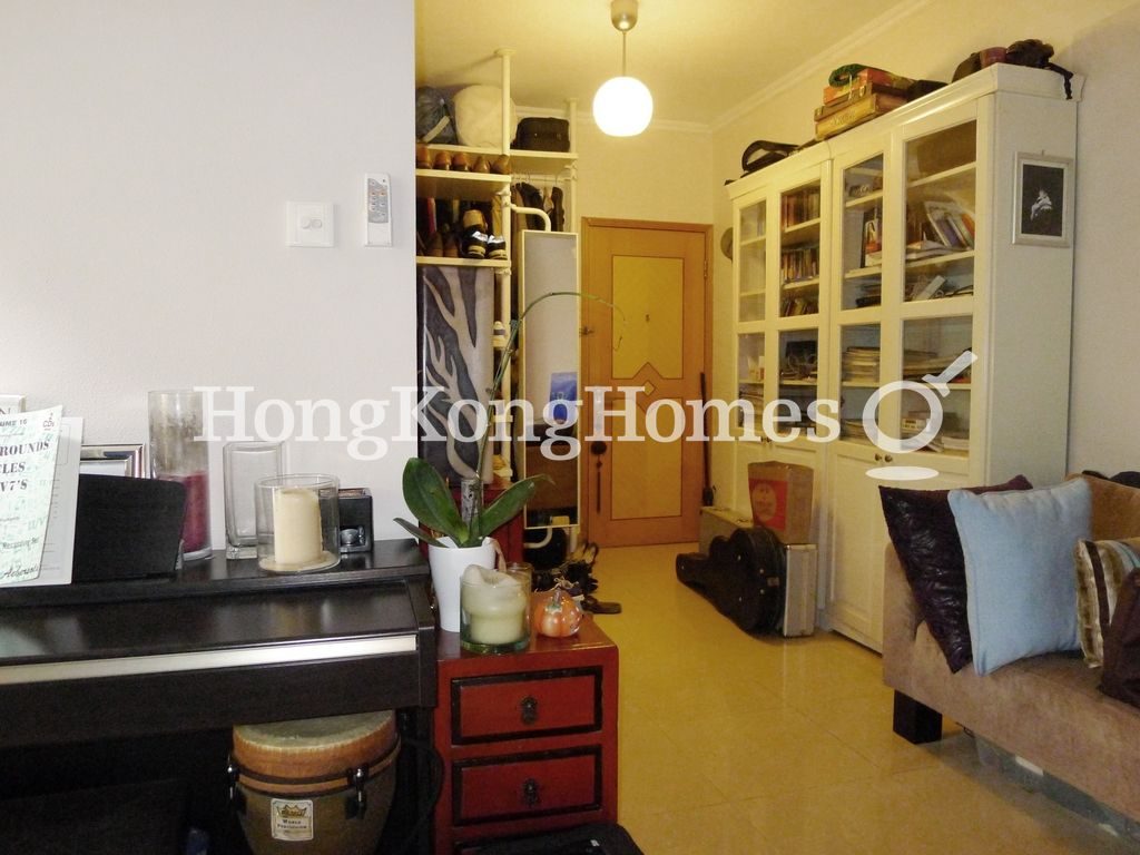 Living Room — Hang Yue Building, Sai Ying Pun
