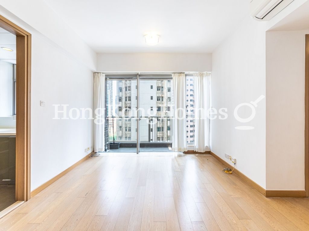 Living and Dining Room — Island Crest - Tower 2, Sai Ying Pun