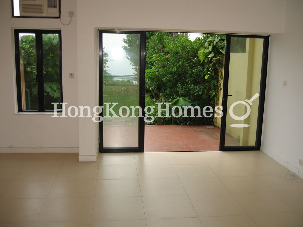 Living Room — Phase 4 - Peninsula Village - Caperidge Drive - Block 29, Discovery Bay
