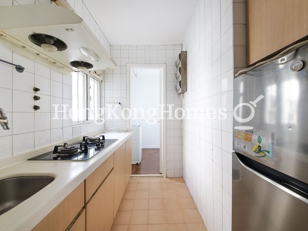 Kitchen — Phoenix Court - Block 02, Mid-levels East