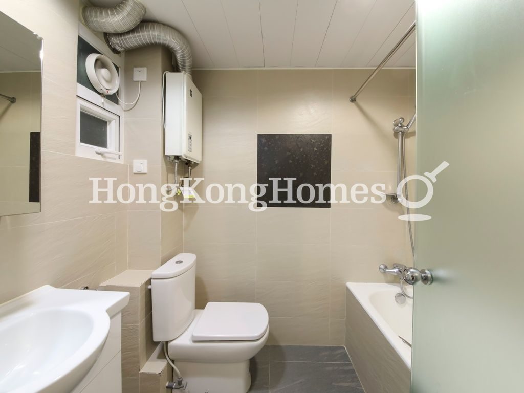 Master Bathroom — Rhine Court, Mid-levels West