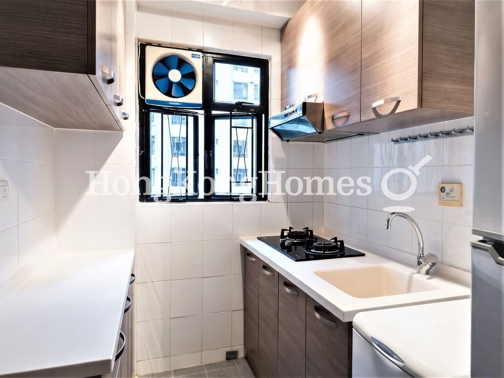 Kitchen — The Grand Panorama III, Mid-levels West
