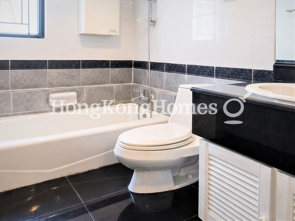 Guest Bathroom — The Grand Panorama III, Mid-levels West