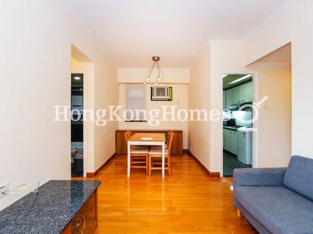 Living and Dining Room — Vantage Park - Block 01, Mid-levels West