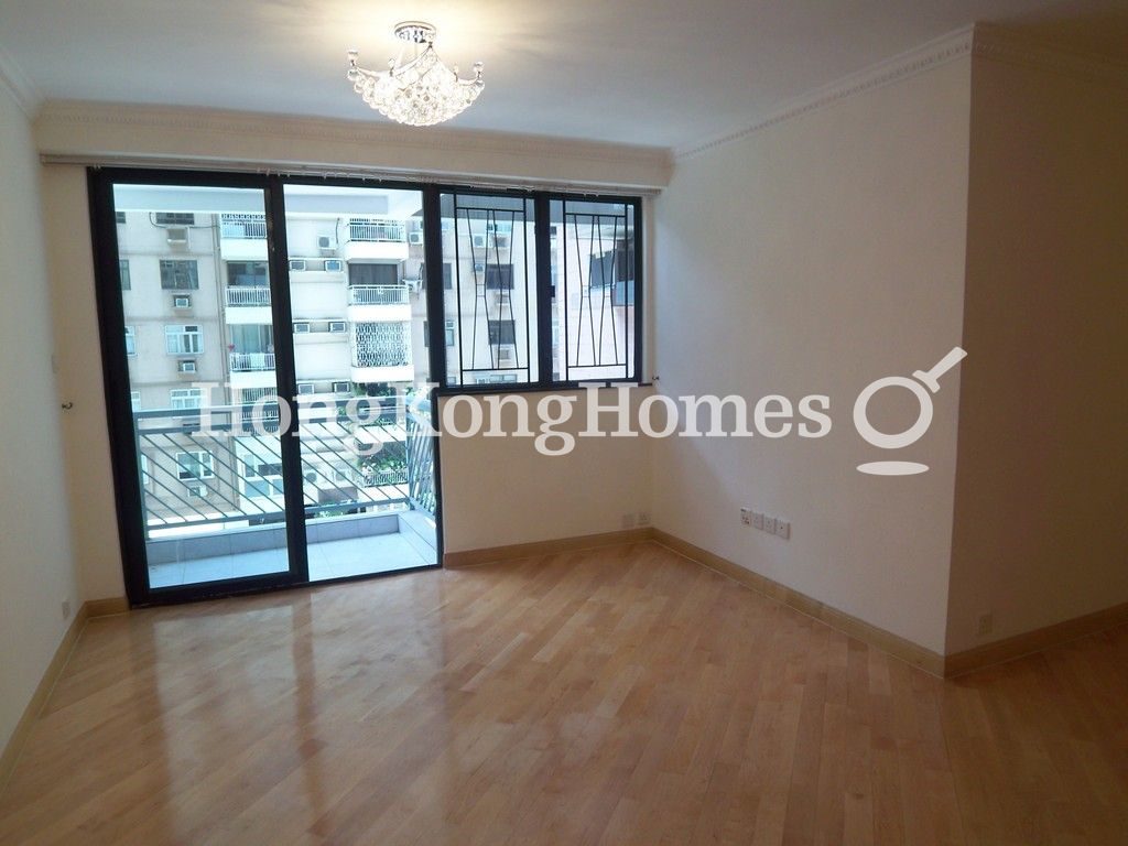 Living Room — Victoria Tower, North Point Hill