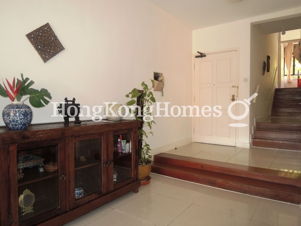 Entrance Area — Phase 1 - Beach Village - Seabird Lane - Block 03, Discovery Bay