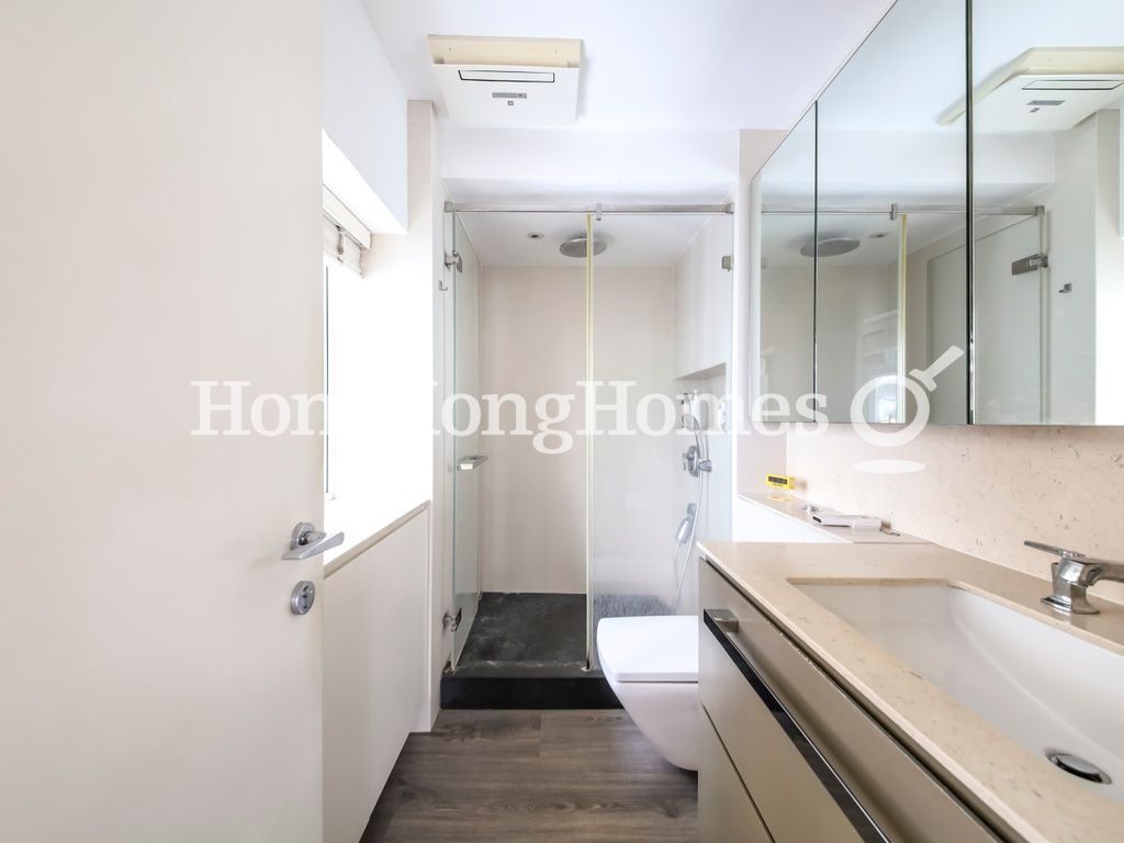 Master Bathroom — Comfort Garden, Block B, North Point