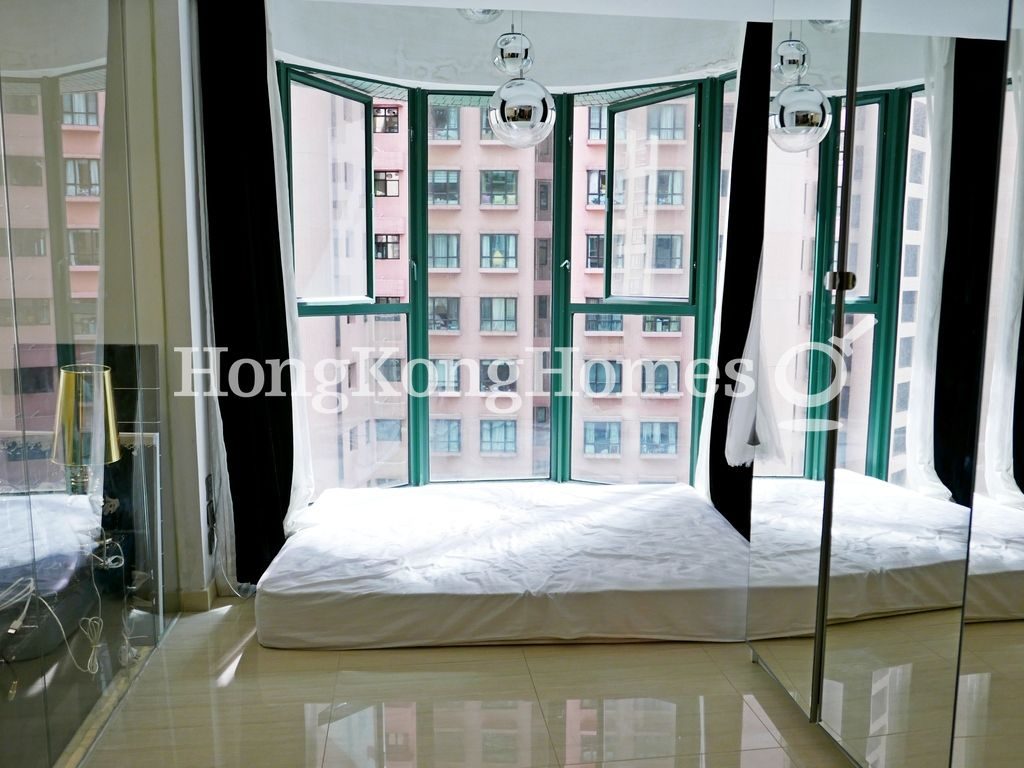Second Bedroom — Hillsborough Court - Block 02, Mid-levels Central