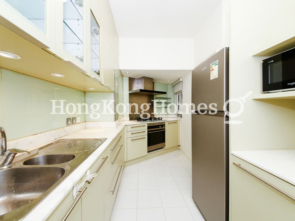Kitchen — Skyline Mansion - Block 02, Mid-levels West