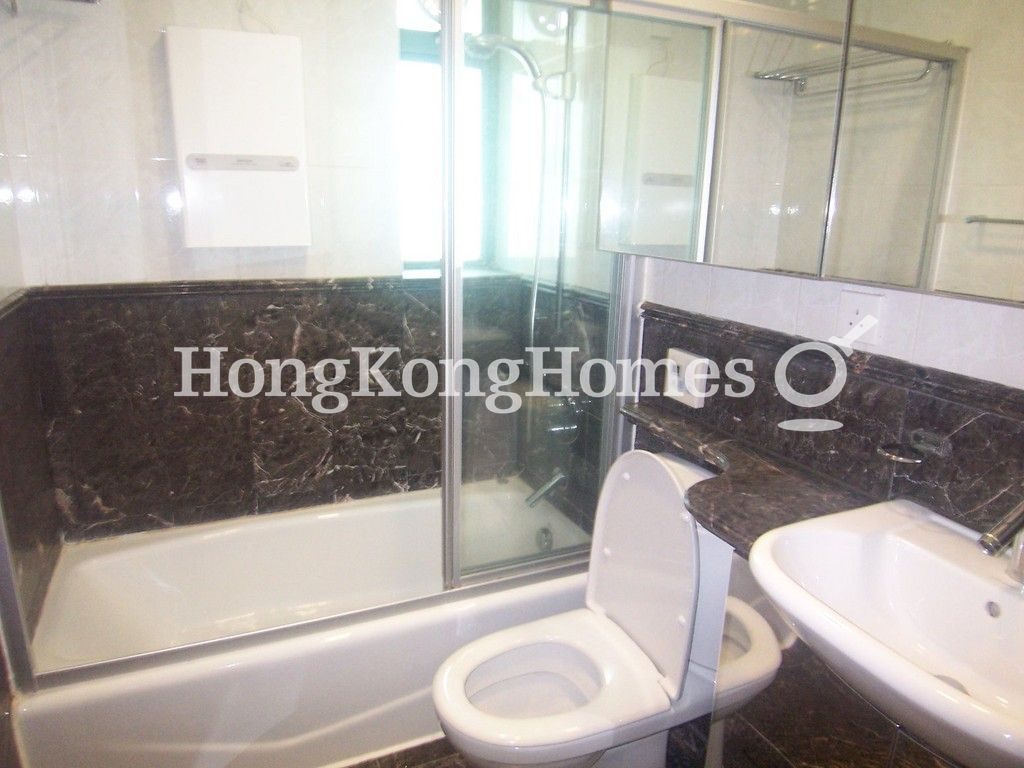 Guest Bathroom — Y.I., Tai Hang