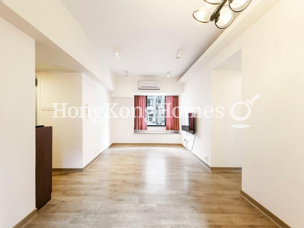 Living and Dining Room — Ying Piu Mansion, Mid-levels West