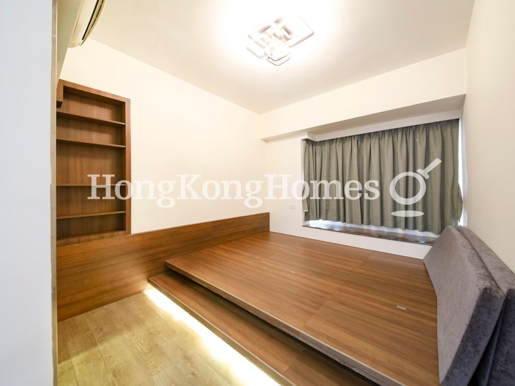 Master Bedroom — Ying Piu Mansion, Mid-levels West