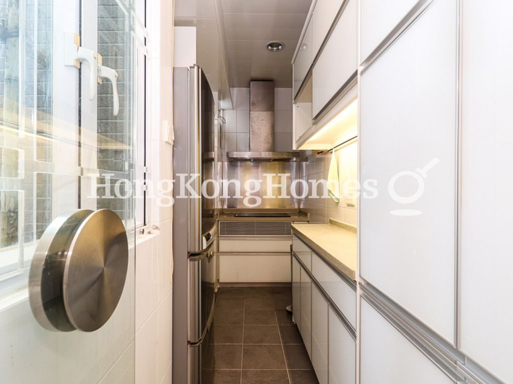 Kitchen — Coral Court - Block B & C, North Point Hill