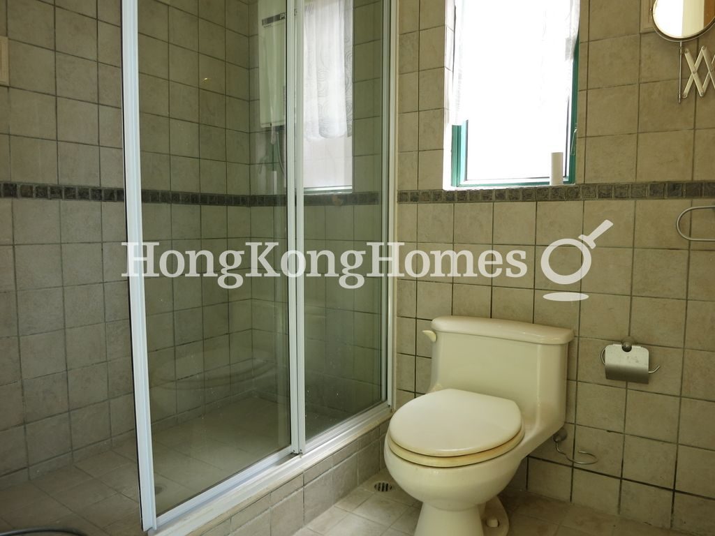 Master Bathroom — Burlingame Garden, Sai Kung