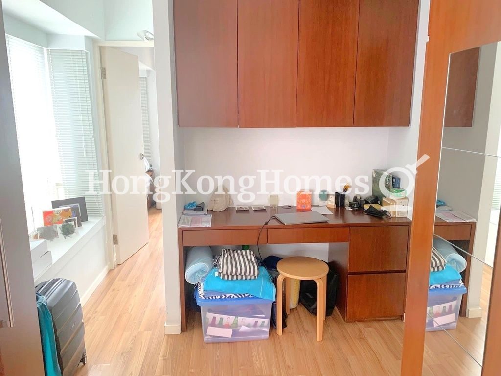 Master Bedroom — Imperial Terrace, Sai Ying Pun