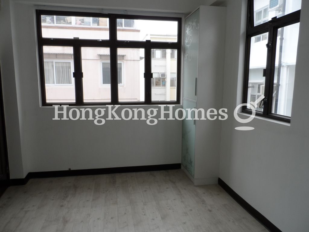 Master Bedroom — La Salle Building, Kowloon Tong