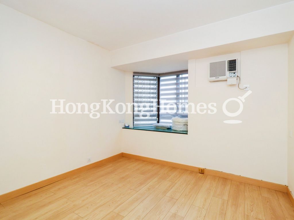Second Bedroom — South Bay Gardens - Block C, Repulse Bay