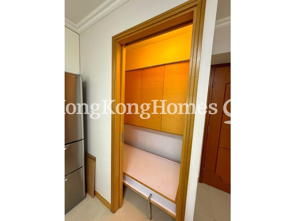Maid's Room — Taikoo Shing - Lotus Mansion, Taikoo Shing