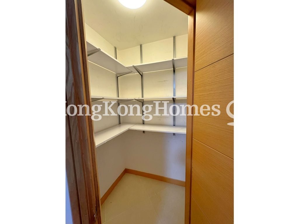 Store Room — Taikoo Shing - Lotus Mansion, Taikoo Shing