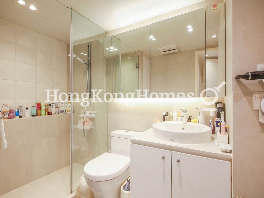 Guest Bathroom — Yu Fung Building, Happy Valley
