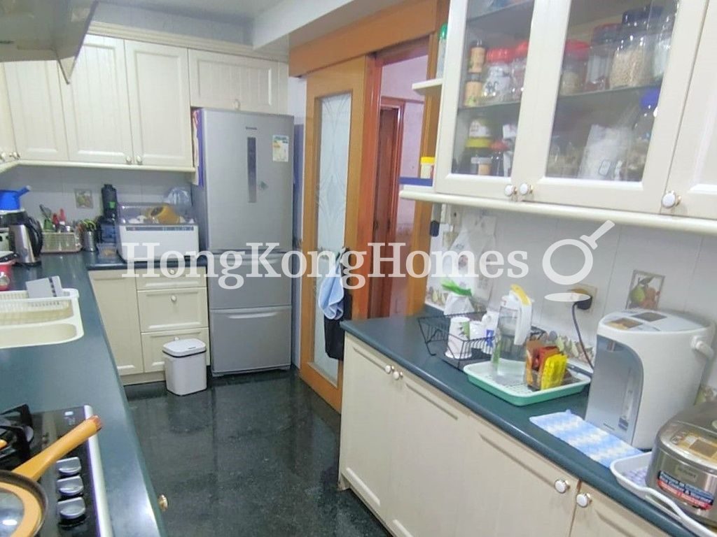 Kitchen — City Garden - Block 04, North Point