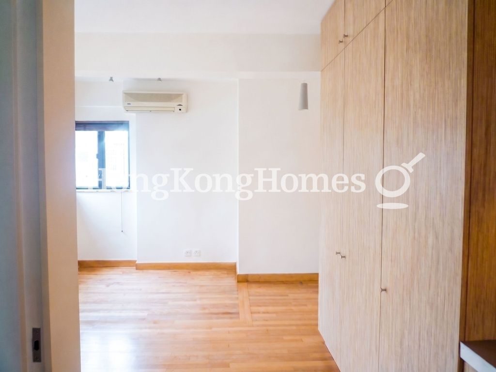 Living and Dining Room — Bellevue Place, Sheung Wan