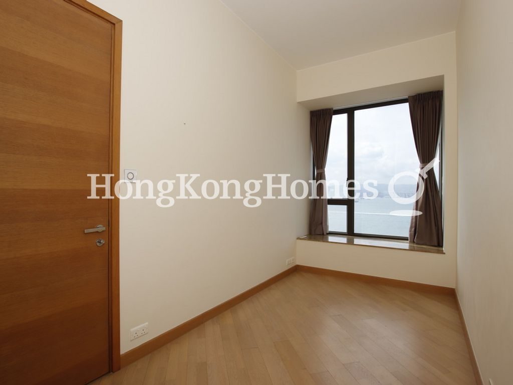 photo 5 — Harbour One, Western / Kennedy Town