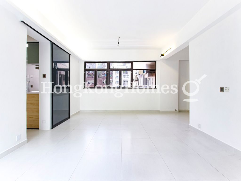 Living and Dining Room — Hawthorn Garden, Happy Valley