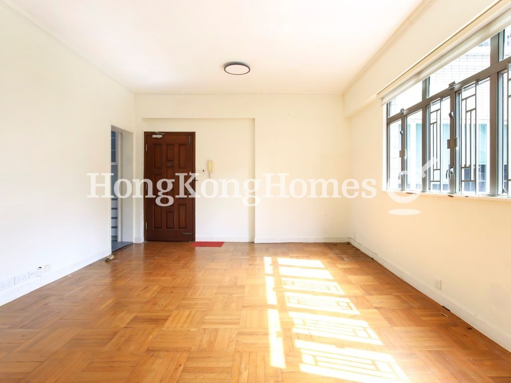 Living and Dining Room — Bisney Villas (Consort Rise 19-21), Pokfulam