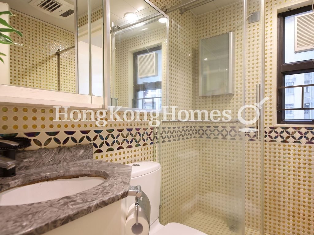 Guest Bathroom — Blessings Garden I, Mid-levels West