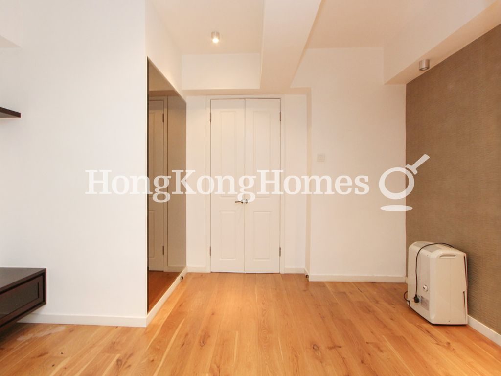Second Ensuite Bedroom — Hanwin Mansion, Mid-levels West