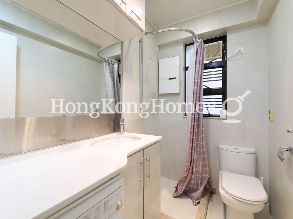Guest Bathroom — Hawthorn Garden, Happy Valley