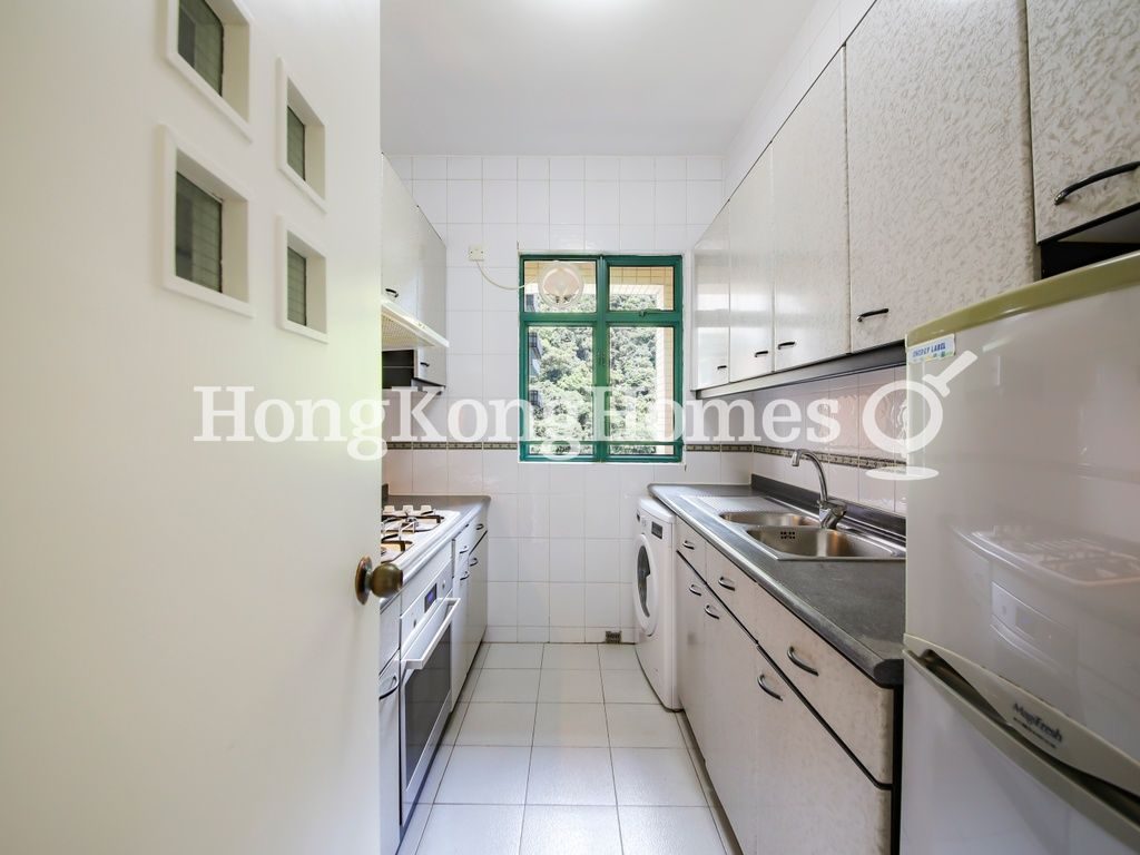 Kitchen — Hillsborough Court - Block 02, Mid-levels Central