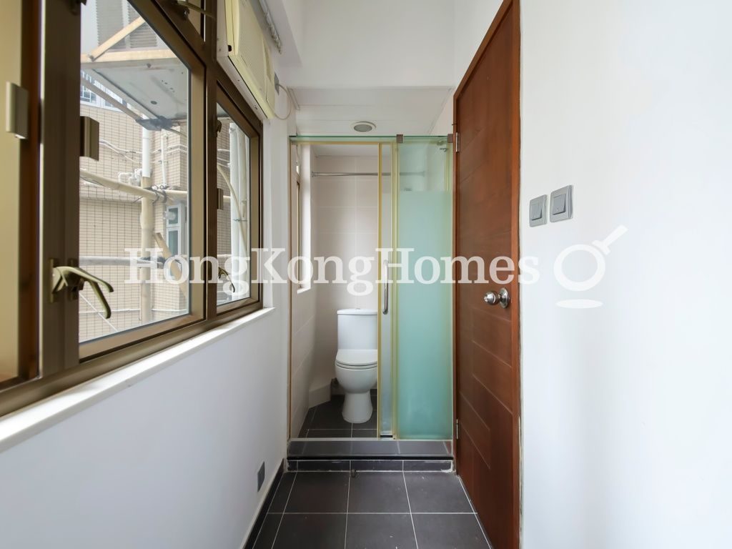 Maid's Room and Washroom — Jing Tai Garden Mansion, Mid-levels West